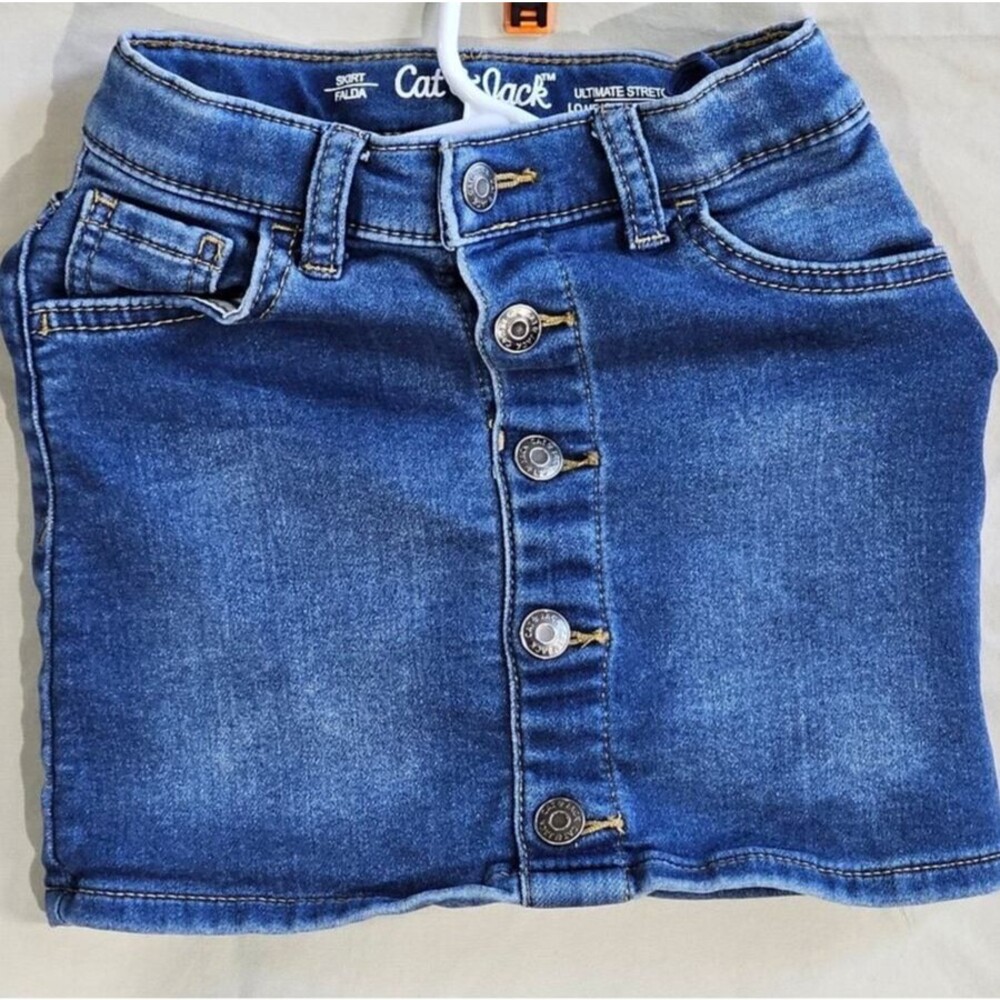 Cat & Jack Girls Button Front Denim Skirt Medium Wash Ultimate Stretch Mini